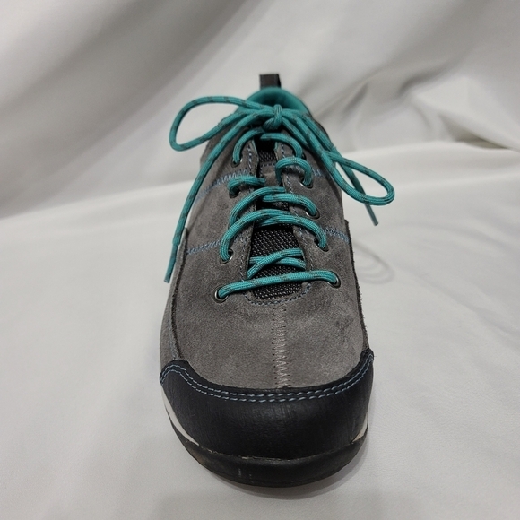 L. L. Bean Women's BeanSport Suade Casual Lace-Up Shoes Grey / Teal size 7.5 - Picture 8 of 14